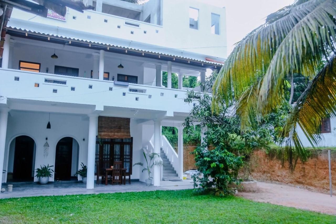 Hotel Sweet Emotion Mirissa Exteriér fotografie
